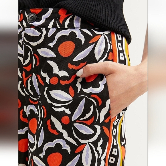 Anthropologie Breezy Straight Pant Red Motif Print Pants-Size 2 - Picture 3 of 17